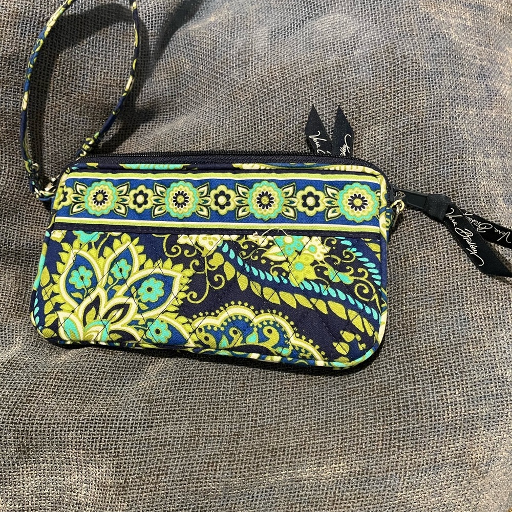 Vera Bradley Floral rhythm and blues retired pattern Wristlet